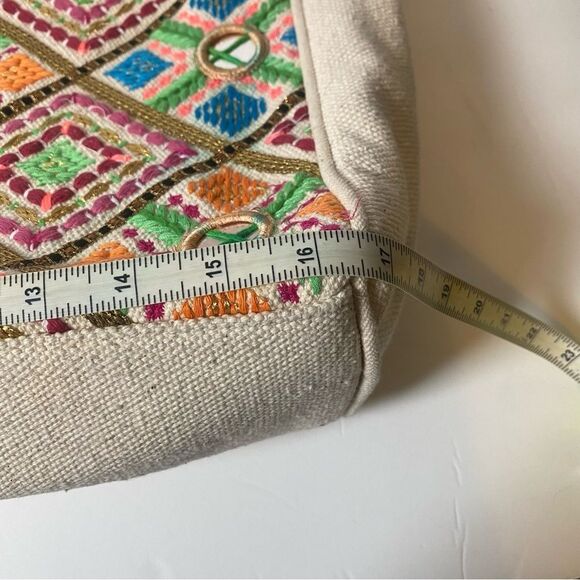 Evelyn K New W/Tags Embroidered Tote Bag - Picture 10 of 13